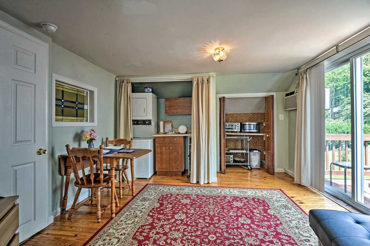1414 Regester Ave #1385618P - Photo 4 of 27