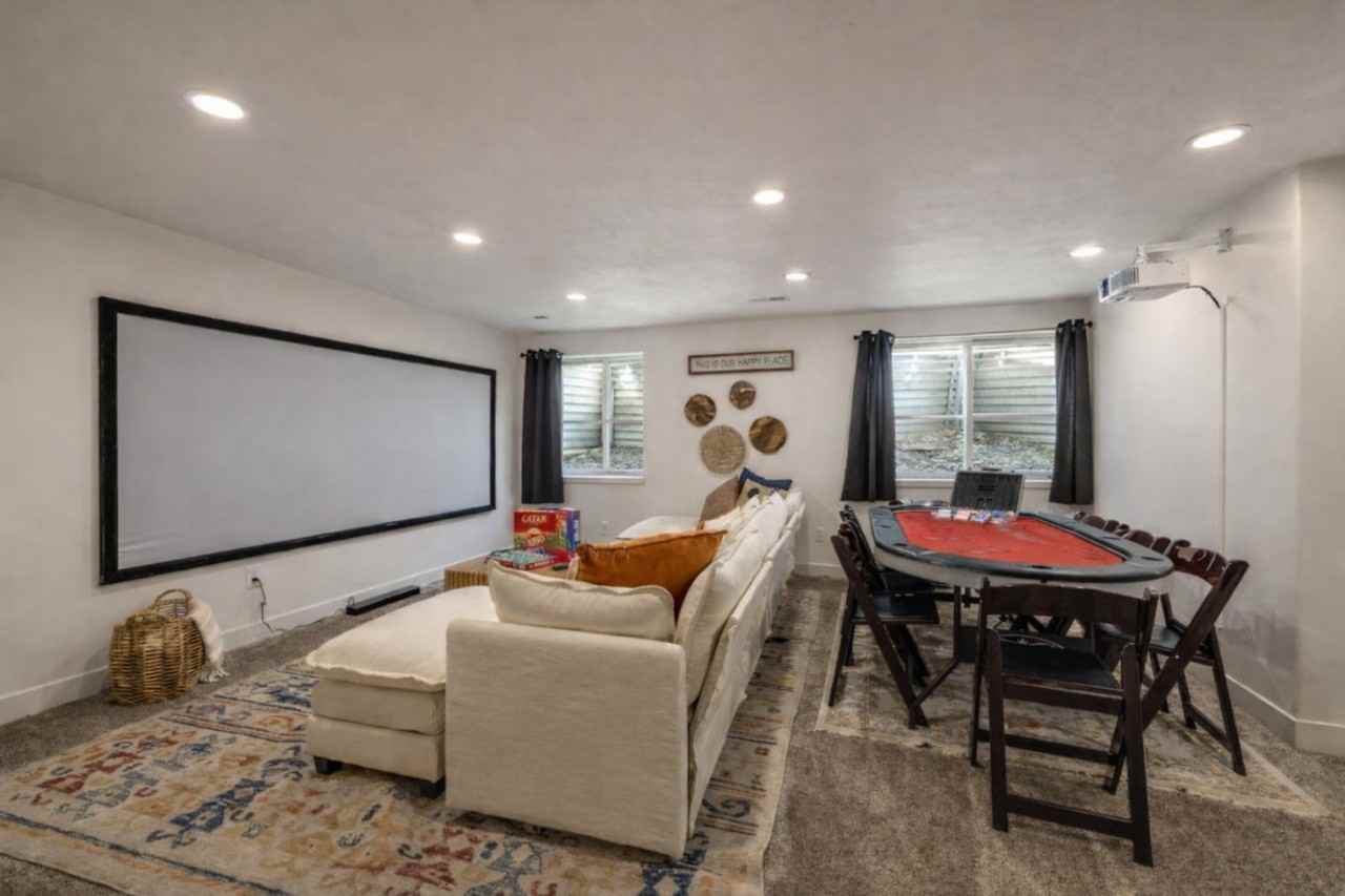 1157 E Sego Lily Dr #1460852P - Photo 3 of 50