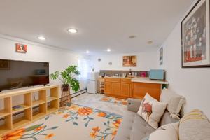 featured image of 1017 California Pl S