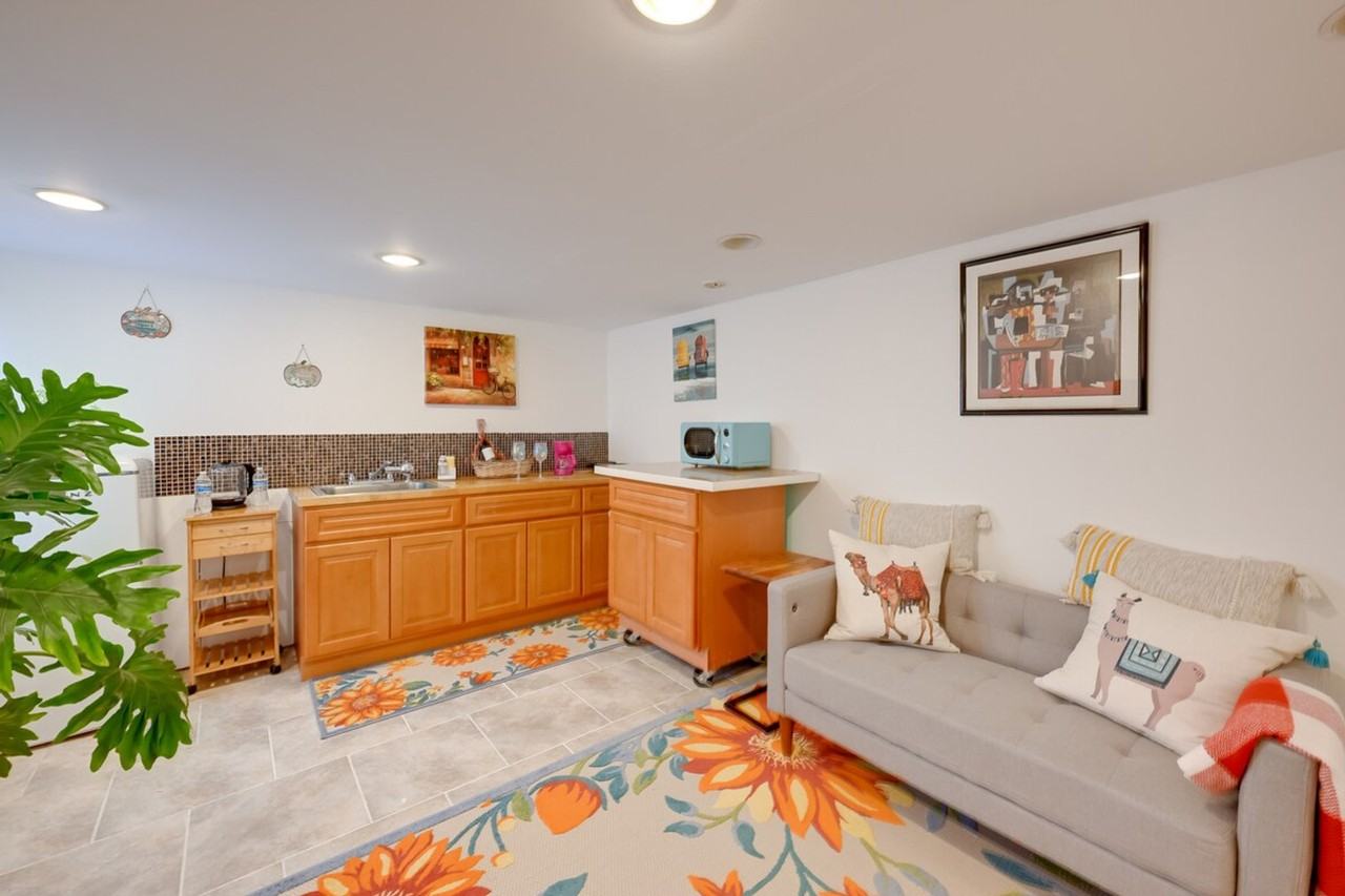 1017 California Pl S #1300282P - Photo 7 of 27