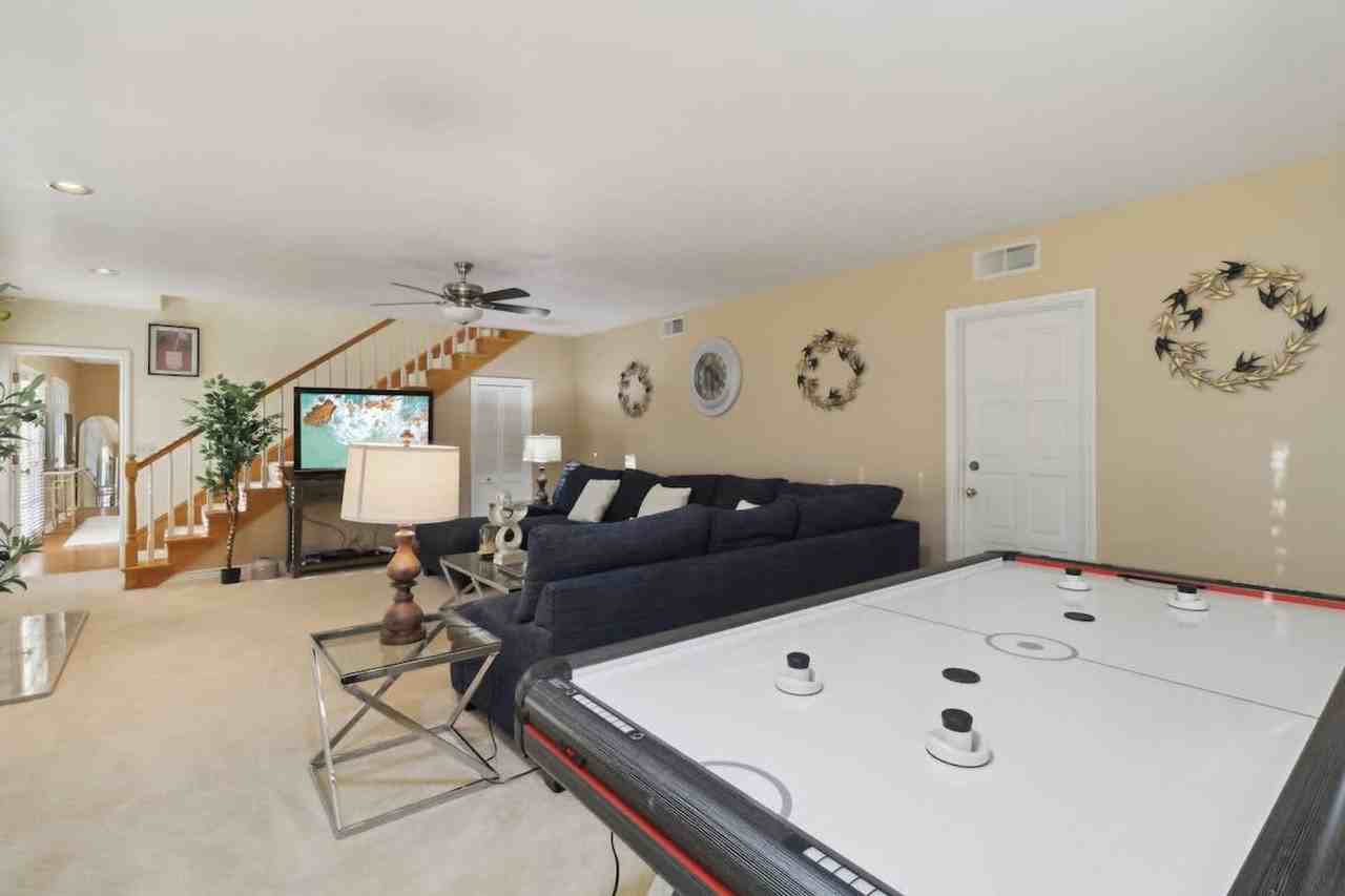 2908 Lakemont Dr #1465027P - Photo 4 of 50