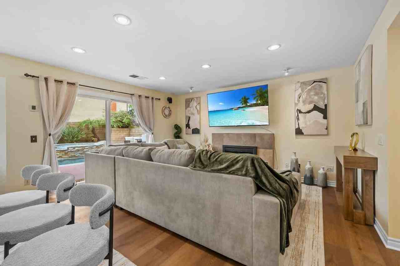 2003 Pierce Ct #1465018P - Photo 3 of 50