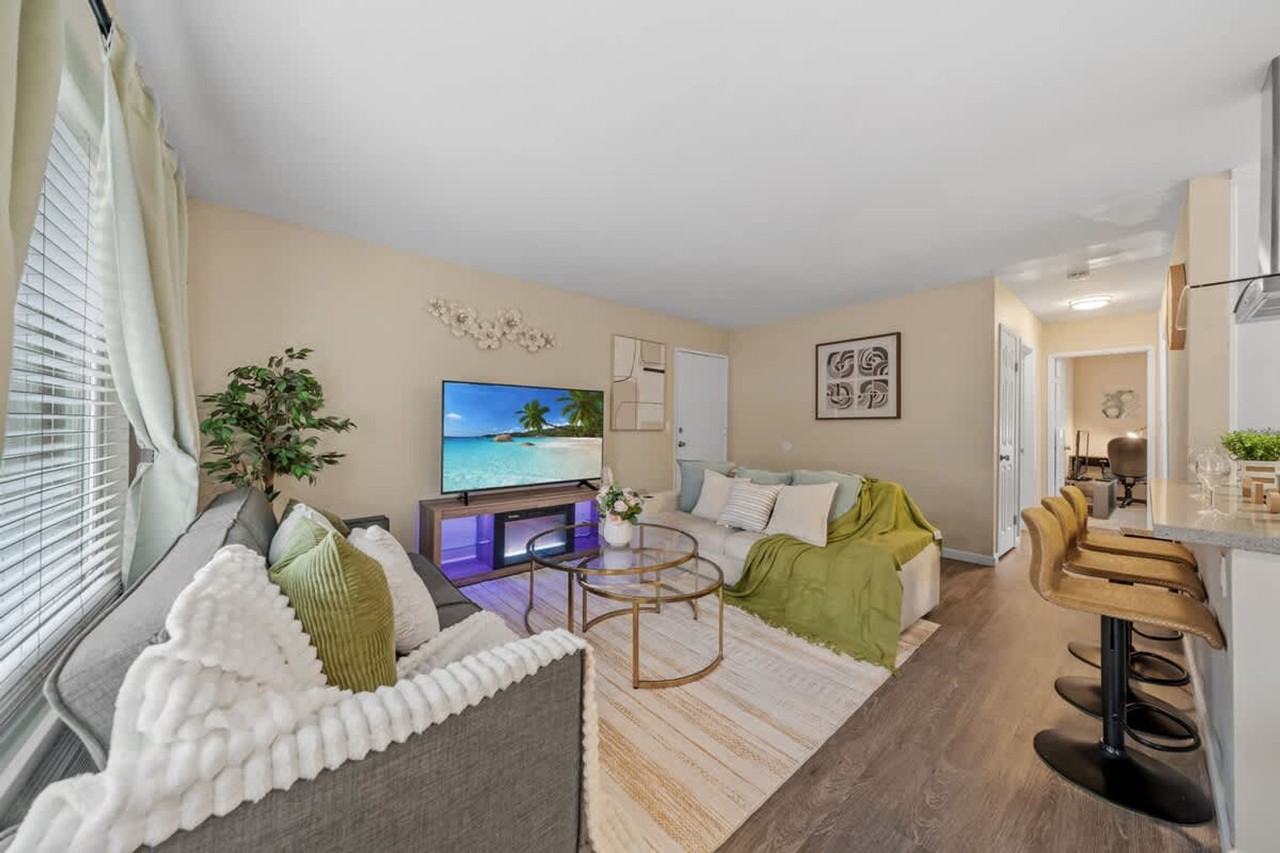 9504 Carroll Canyon Rd #1465015P - Photo 4 of 33