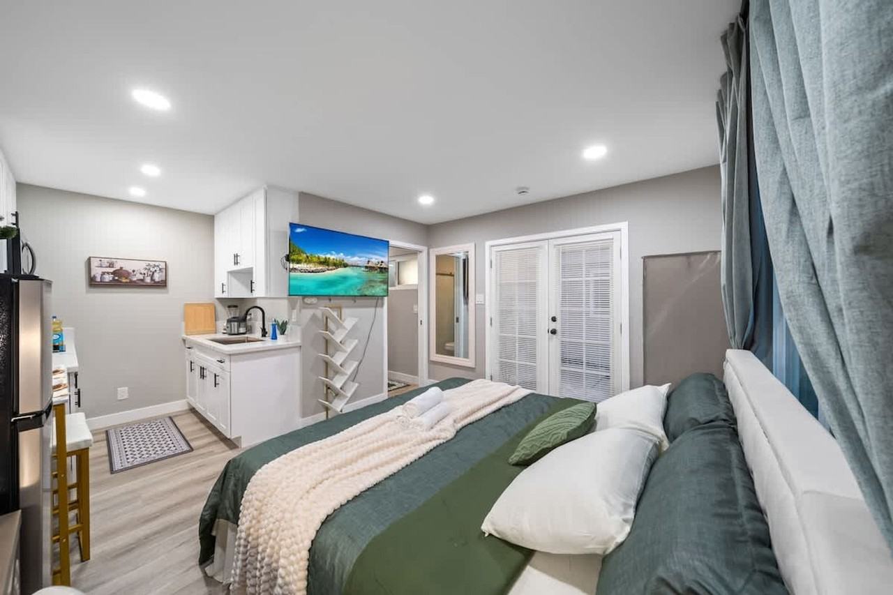 9827 San Diego St #1465002P - Photo 6 of 43