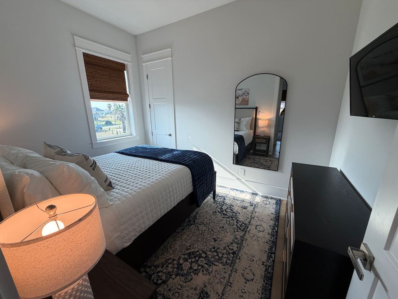 867 Bavers Ln #1467228P - Photo 6 of 29