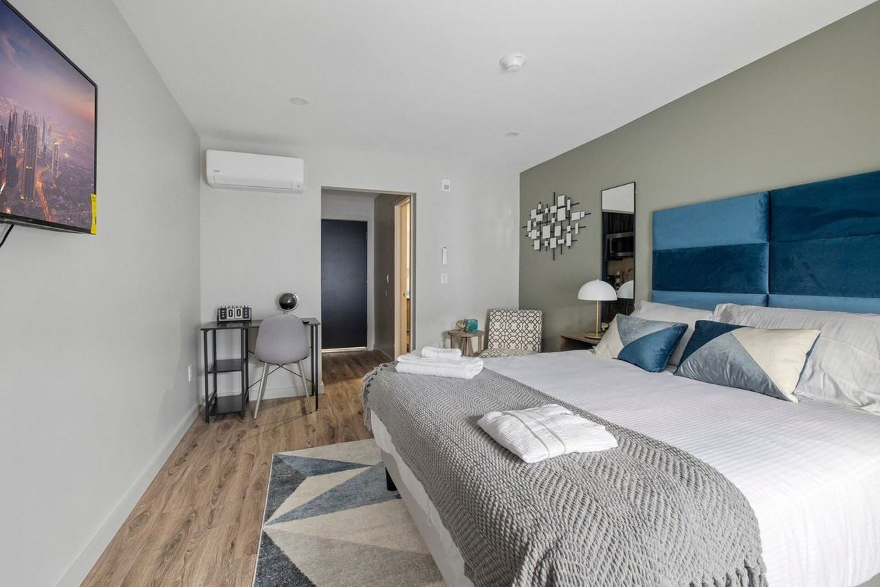 89 Cottage St #1466616P - Photo 2 of 9