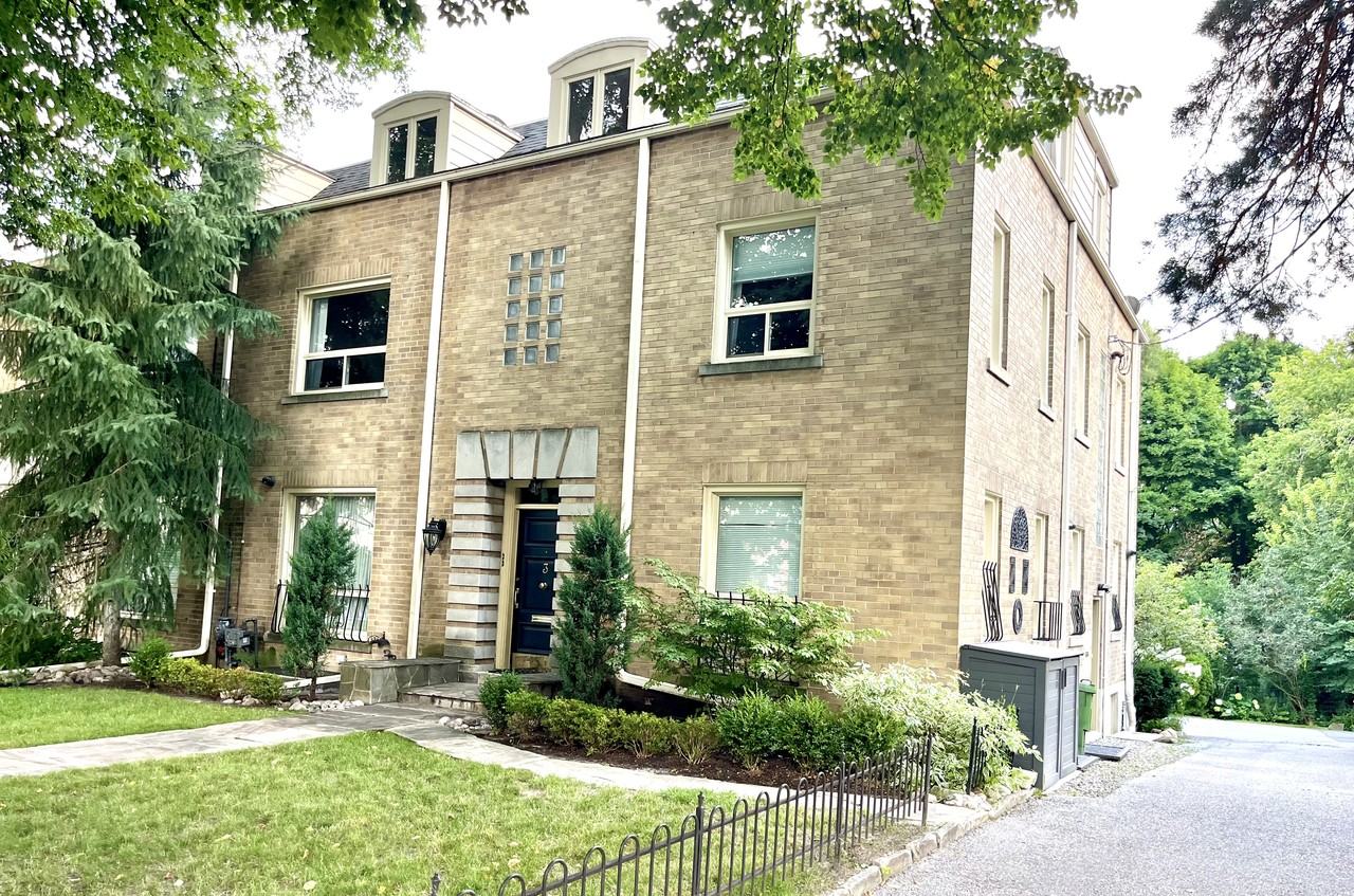 3 Otter Crescent - Photo 2 of 15