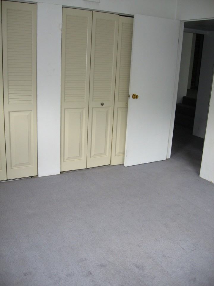 900 Park Avenue #38 - Photo 7 of 9