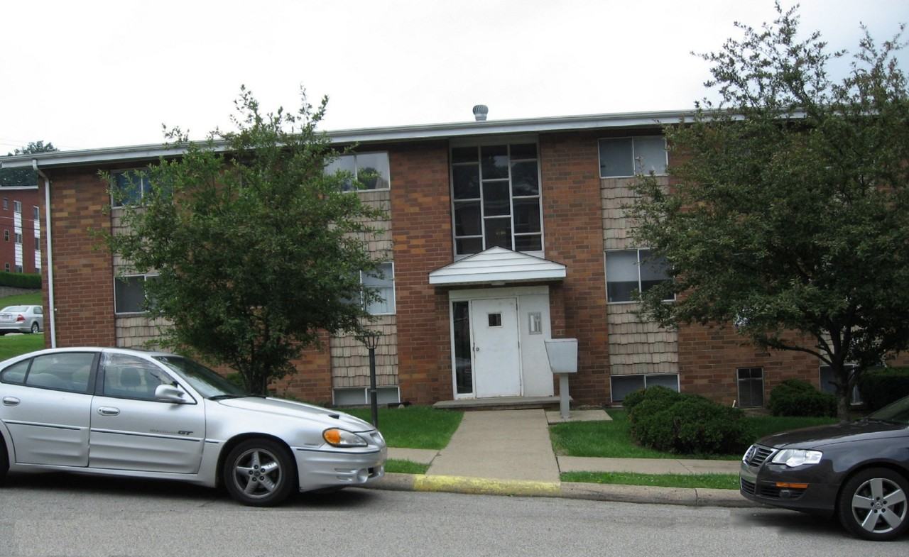 900 Park Avenue #38 - Photo 2 of 9