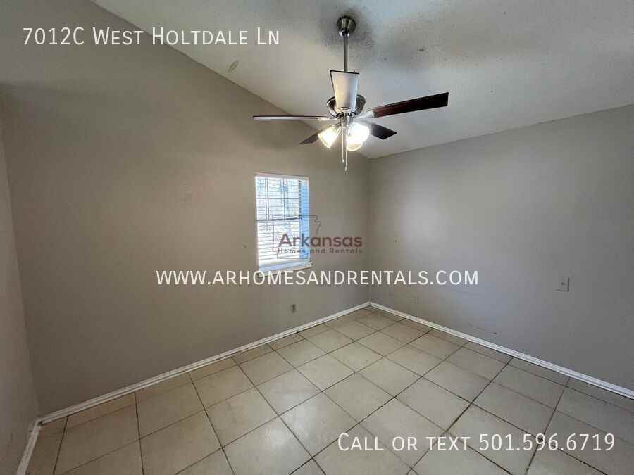 7012C W Holtdale Ln - Photo 6 of 7