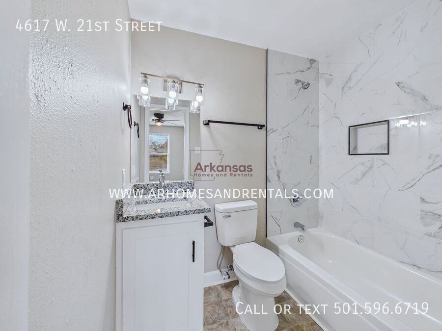 4617 W 21st St - Photo 7 of 13