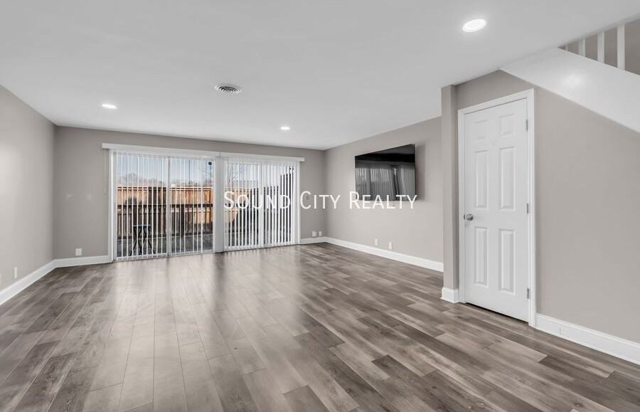 403 Raintree Pl - Photo 7 of 23