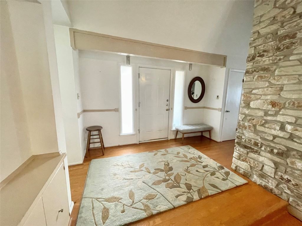 2010 Abbey Cir #2010 - Photo 5 of 11