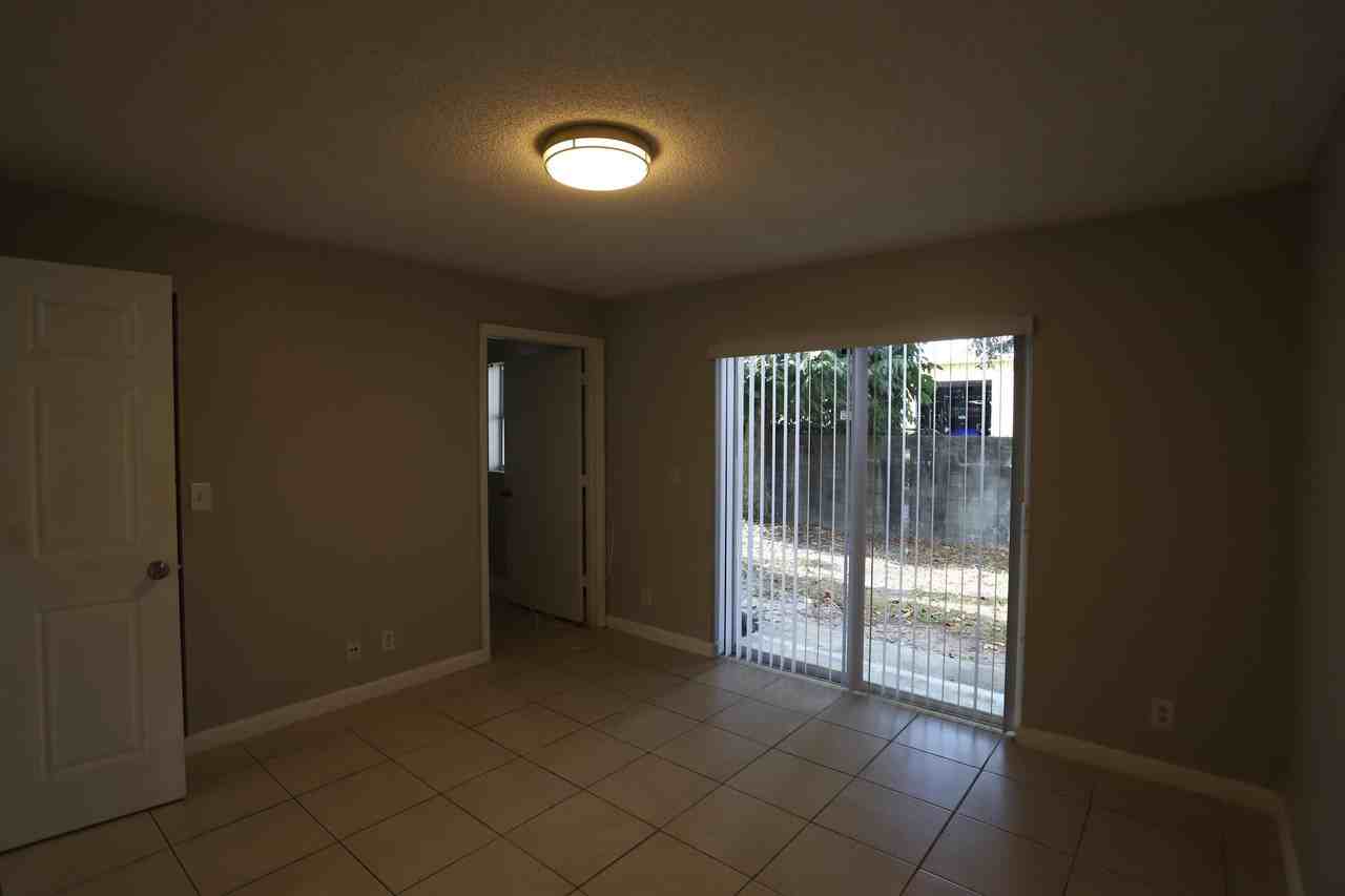 421 Cypress Way W #421 - Photo 2 of 15