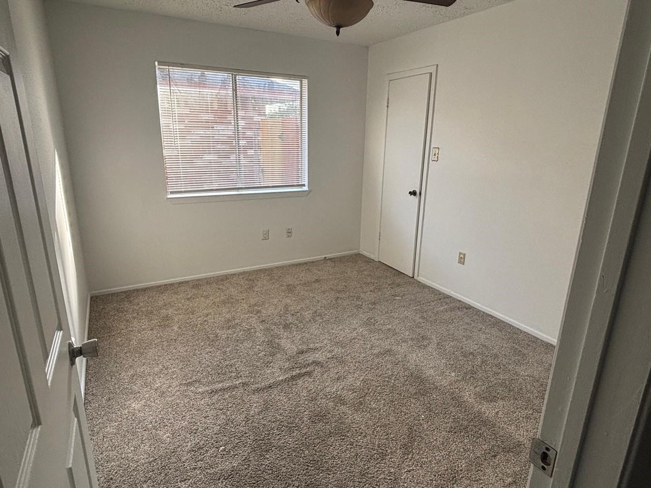 7307 Crystalglen Ln #7307 - Photo 7 of 12