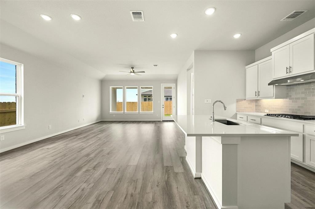 4304 Contrail Ln #4304 - Photo 2 of 13