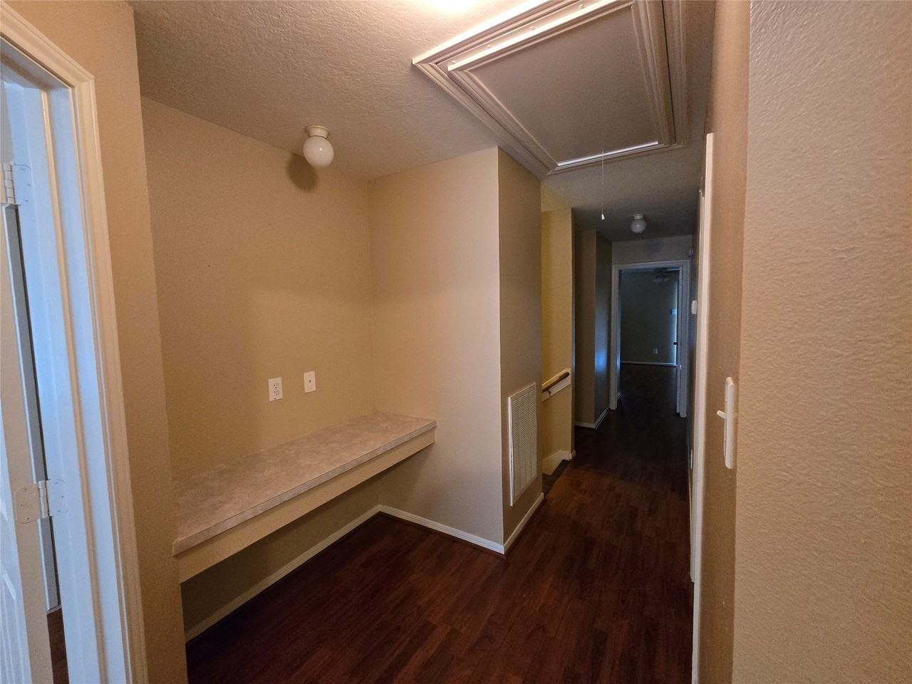 3828 Shire Valley Dr #3828 - Photo 2 of 28