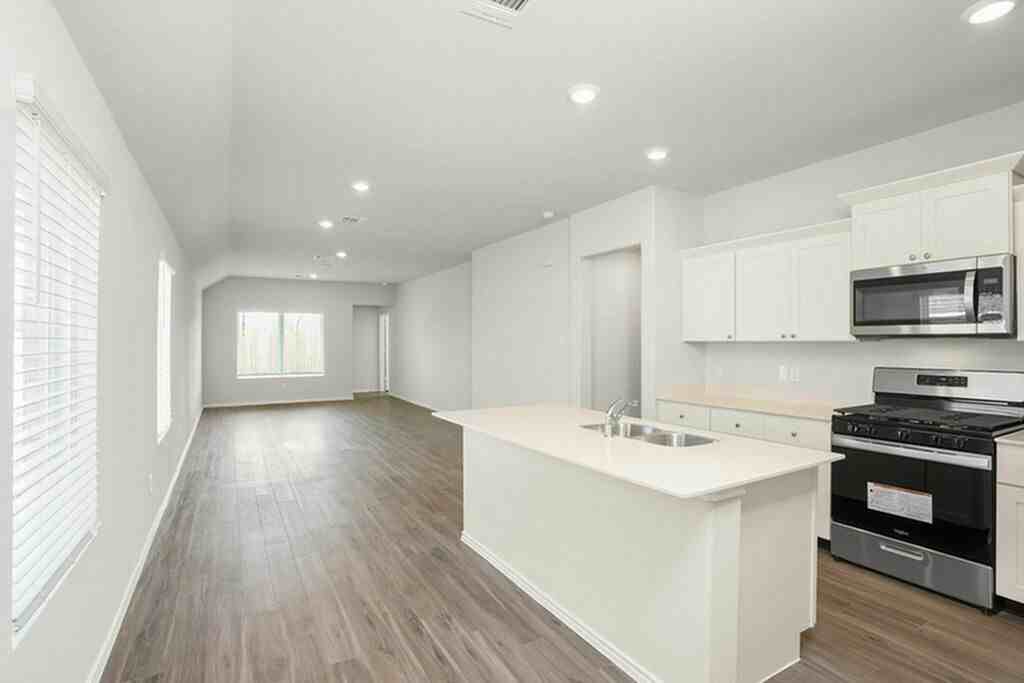 3020 Wood Lily Drive #3020 - Photo 5 of 17