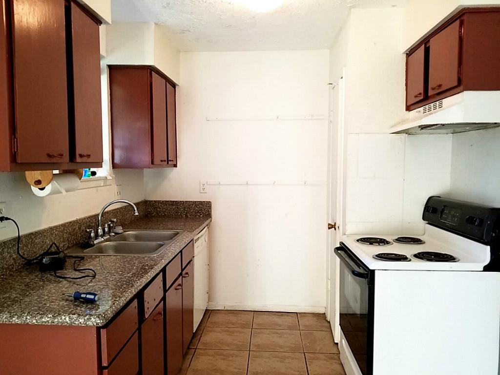 11523 Glenwolde Dr #11523 - Photo 6 of 10