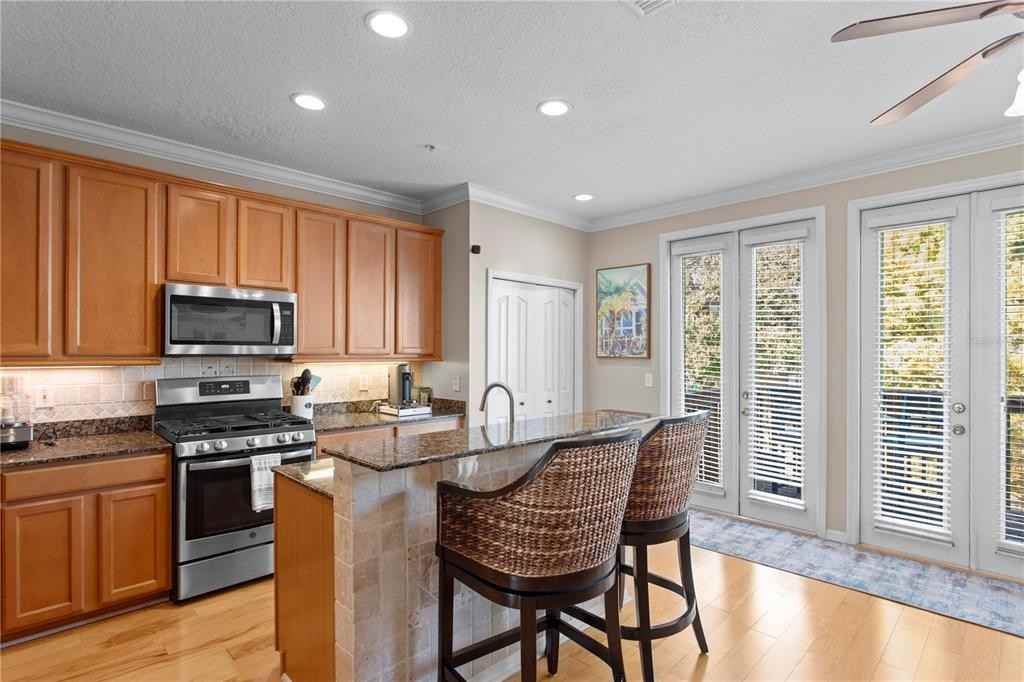 3023 Pointeview Dr #3023 - Photo 3 of 44