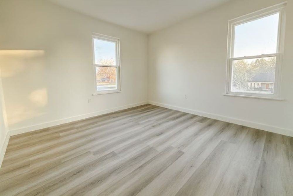 1421 Kingston Dr #1421D - Photo 3 of 10