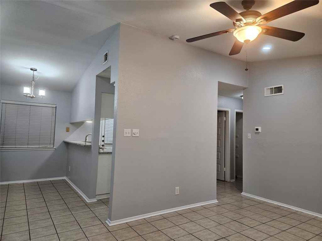 2305 Cottonwood Dr #2305B - Photo 6 of 21