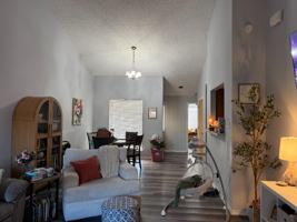 featured image of 524 Oakridge Dr #1
