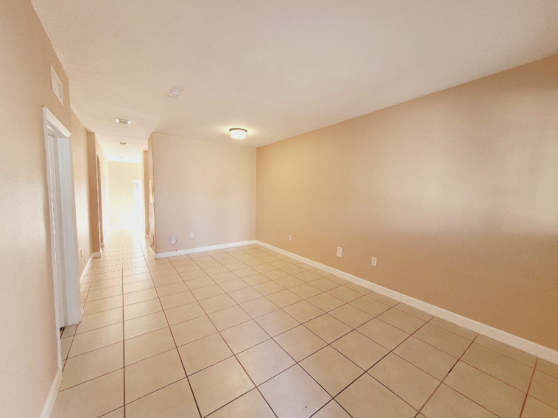 2903 Sw 17Th Ave #106 - Photo 3 of 16