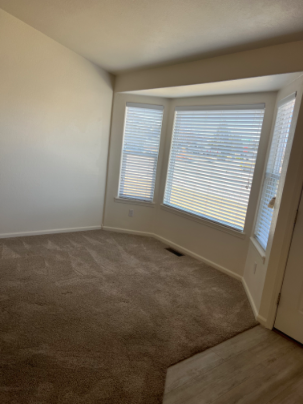 4012 Grapevine Ln - Photo 7 of 16