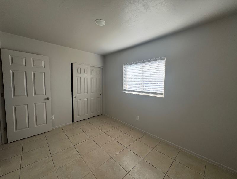 2188 Arden St - Photo 4 of 6