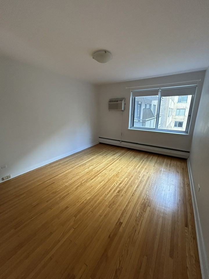 1260 Av du Docteur-Penfield - Photo 5 of 8