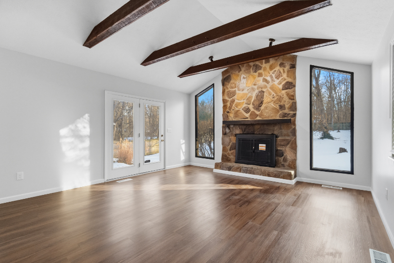 3601 Mack Rd - Photo 2 of 20