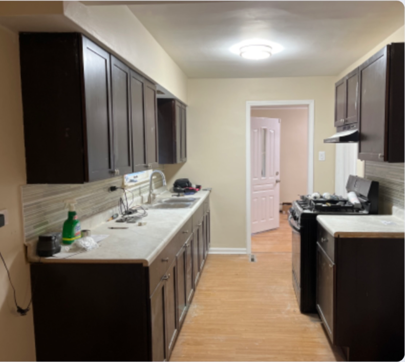 885 Campbell Ave - Photo 3 of 17