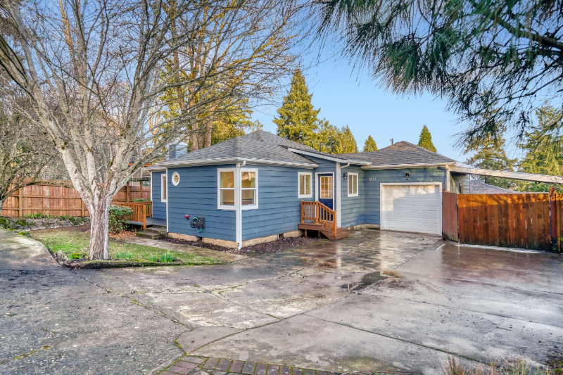 1022 Parkway Dr Nw - Photo 2 of 20