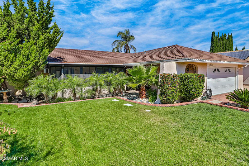 2245 Parker Ct - Photo 3 of 26