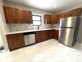 featured image of 1 Everett St