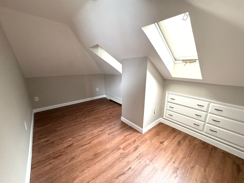 1 Everett St - Photo 2 of 18