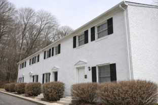 200 Greenbriar Rd #L - Photo 1 of 1