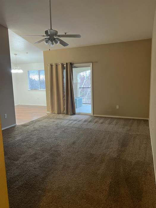 565 Peerless Way - Photo 4 of 6