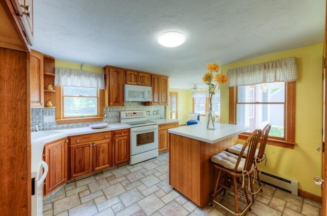 20 Falcon St - Photo 6 of 17