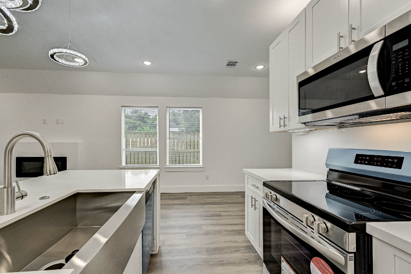 5124 Gold St #B - Photo 3 of 18