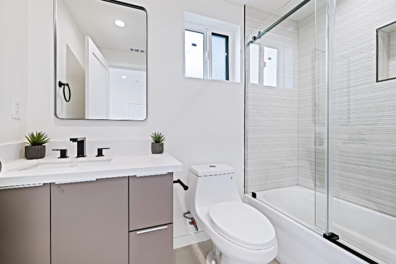 522 N St Andrews Pl - Photo 6 of 20