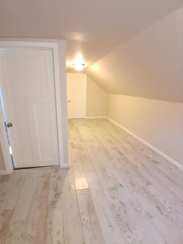 3420 12th St - Photo 7 of 12