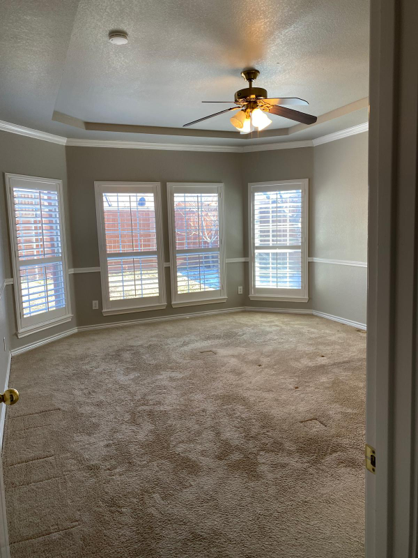 1120 Coolidge St - Photo 5 of 19