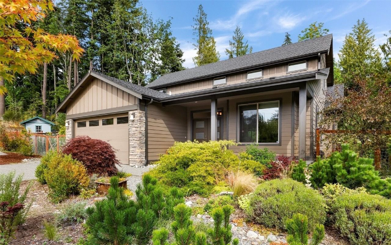 697 Chuckanut Dr N - Photo 6 of 8