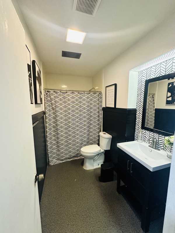 8507 Wynlea St - Photo 4 of 12