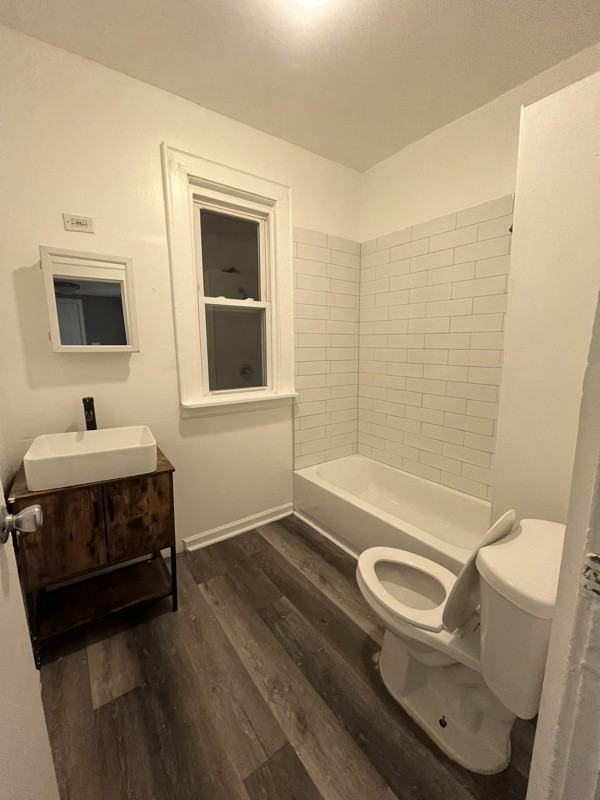 40 Aldine St #2 - Photo 7 of 8