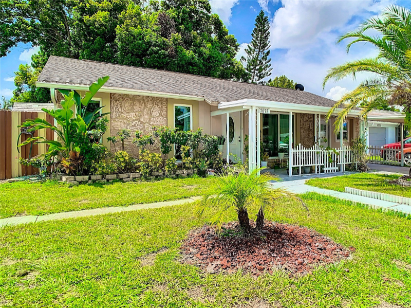 7677 Montague Loop - Photo 2 of 7