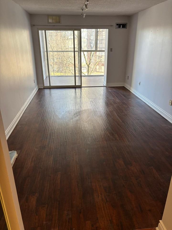 2091 Hurontario Street - Photo 4 of 10