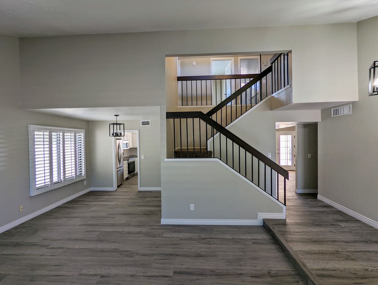 1458 N La Rosa Dr #NA - Photo 2 of 5